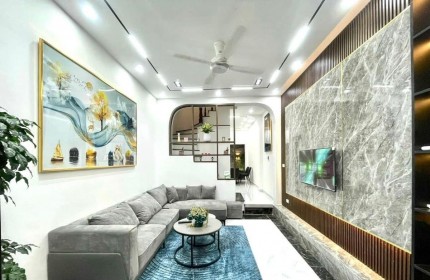 PHÂN LÔ CẦU GIẤY – GARA Ô TÔ – NHÀ ĐẸP 60M2 Ở NGAY.